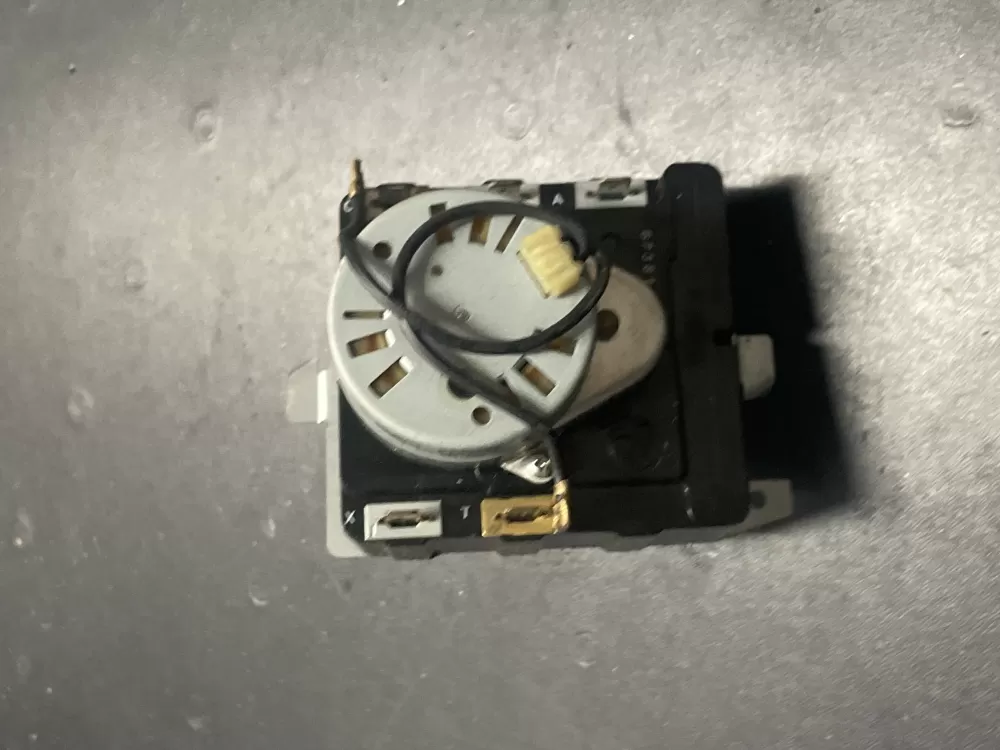 Hotpoint GE 212D1233P010 WE4M362 Dryer Timer AZ19347 | WM1067