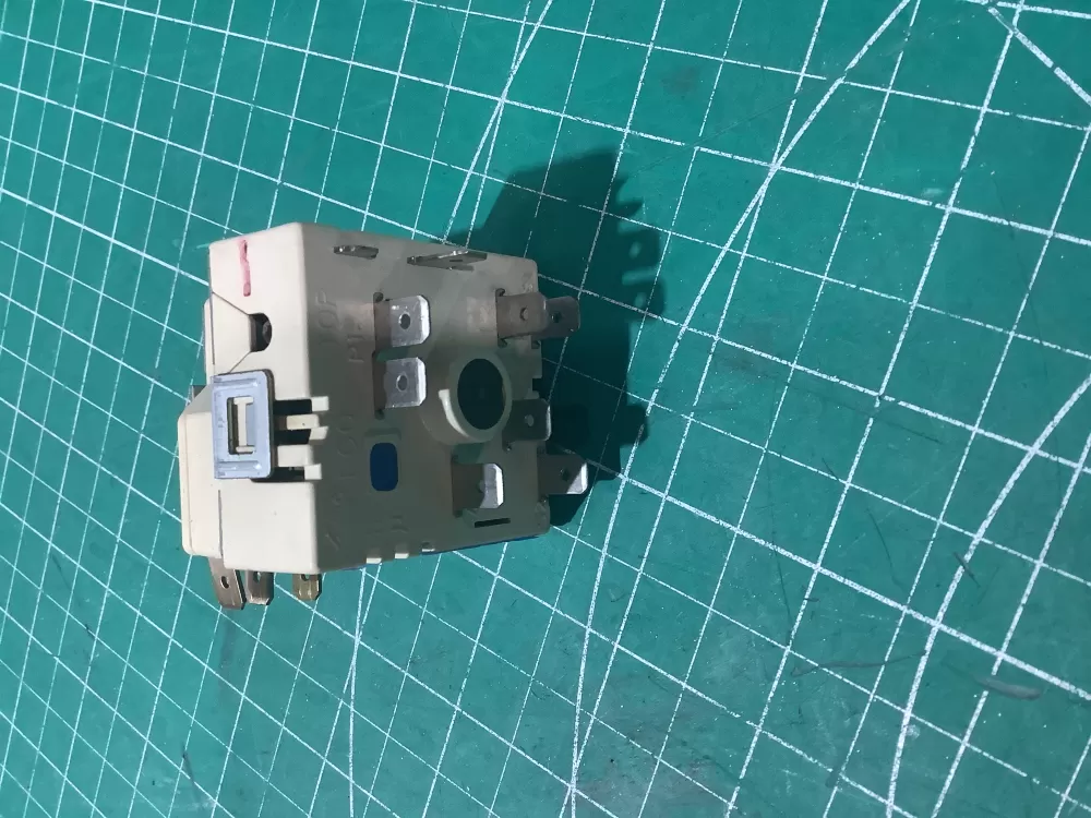 Frigidaire 316530100 Range Dual Switch AZ191664 | SL272