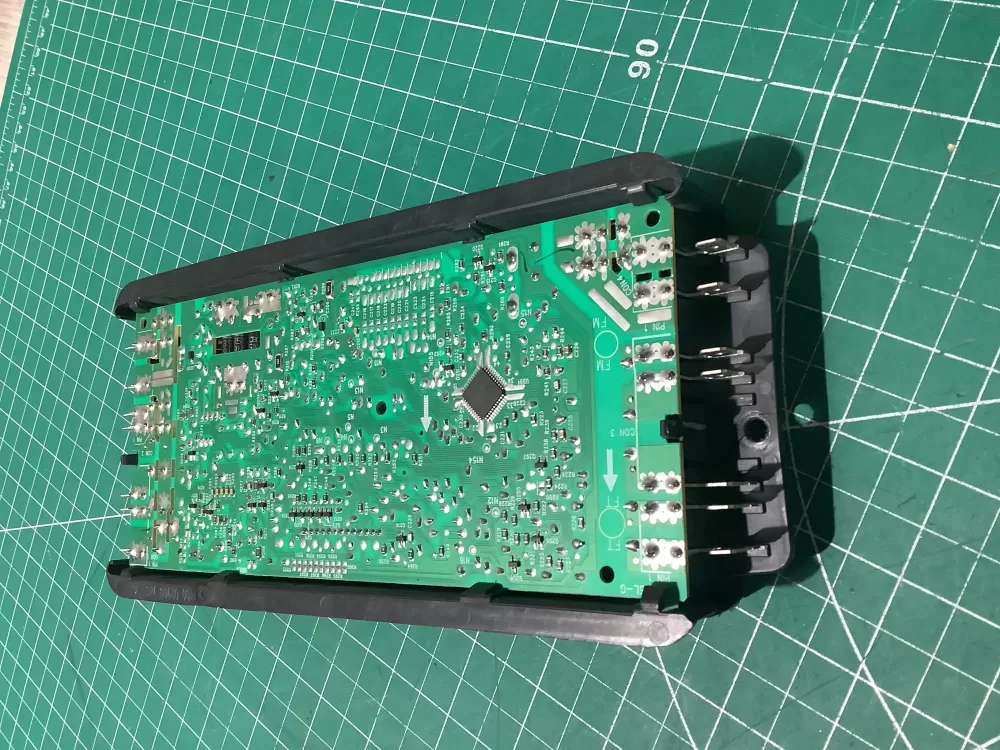 Whirlpool 100-01663-161  W10348616  W10734614  W10834015  W10887899  W11032181  WPW10348616  W11122557  100-01663-751  Range Control Board