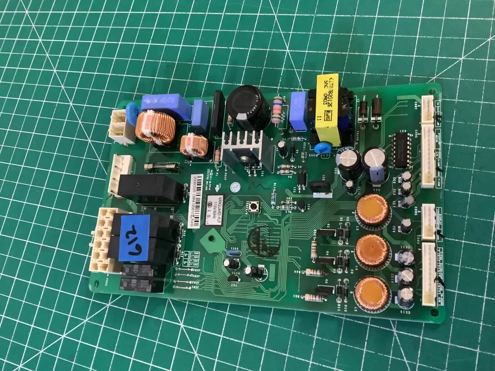 LG EBR41956101 EBR41956102 Refrigerator Control Board AZ205373 | NR612
