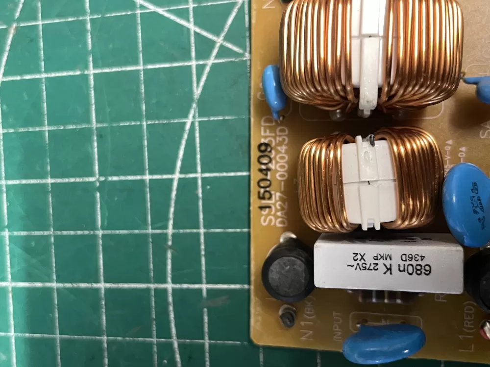 Samsung 00043D 00022B Refrigerator Control Board Noise Filter AZ207297 | Wm2288