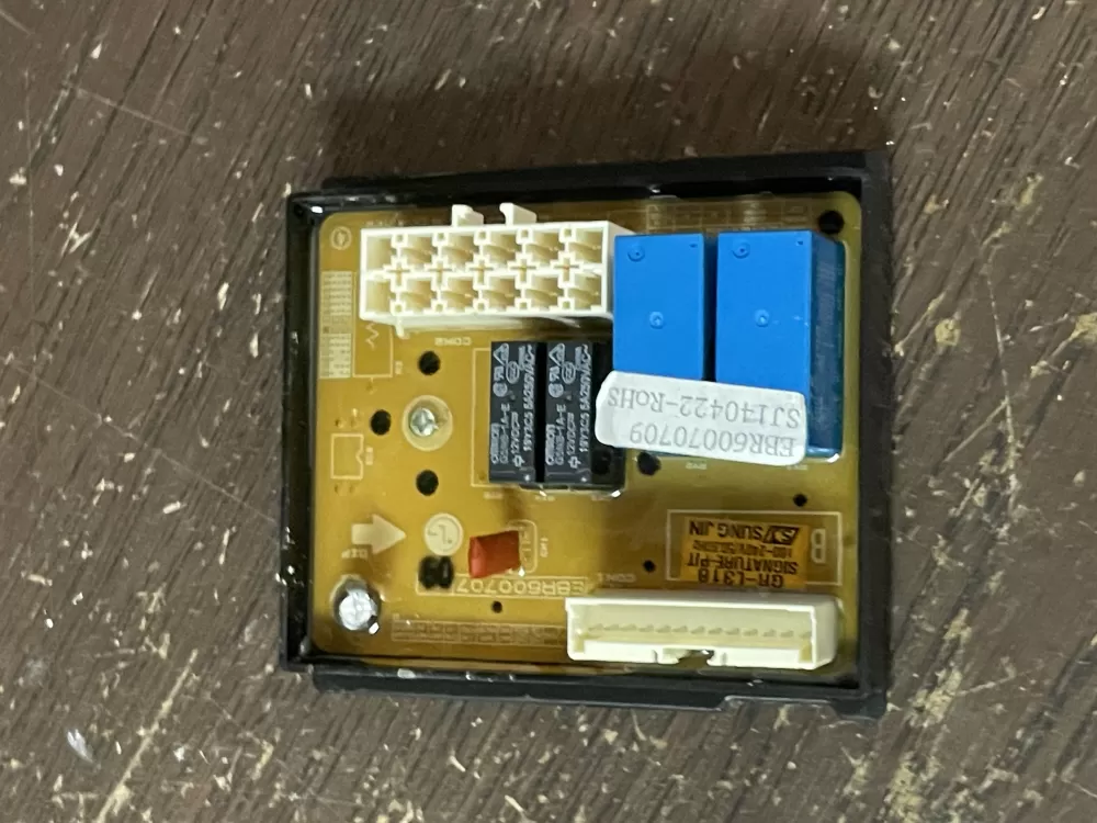 Kenmore  LG EBR60070709 Refrigerator Control Board