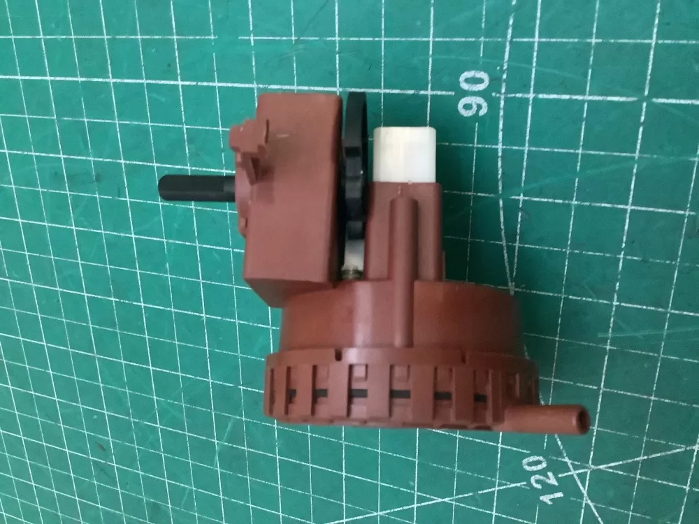 MAYTAG  6 2611520   Washer 