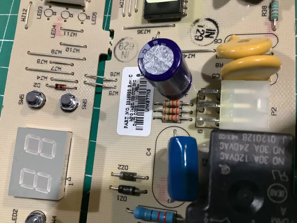 Whirlpool Kenmore 2220514 Refrigerator Control Board AZ148109 | NR2484