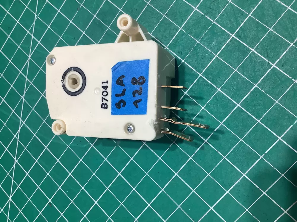Frigidaire Kenmore 215846604 Refrigerator Defrost Timer AZ159607 | SL128
