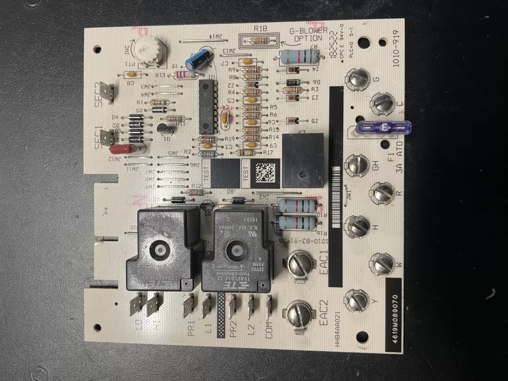 Carrier  Bryant HH84AA021 Furnace Control Board