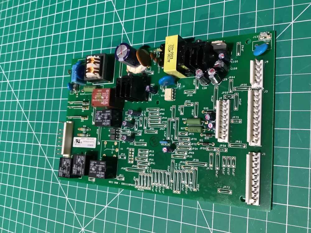 GE 200D6221G010 WR55X10552 Refrigerator Control Board AZ131830 | NR2297