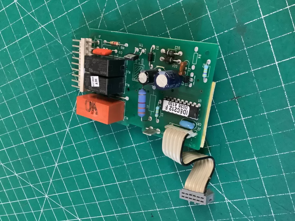 Maytag 79067-01 Refrigerator Dispenser Control Board AZ225381 | NR326