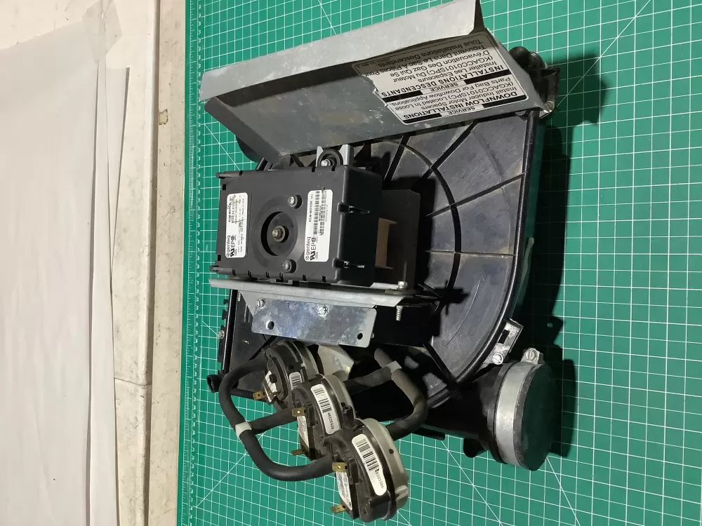 Bryant Hc23ce116 Furnace Motor Draft Inducer Blower AZ132377 | SL245