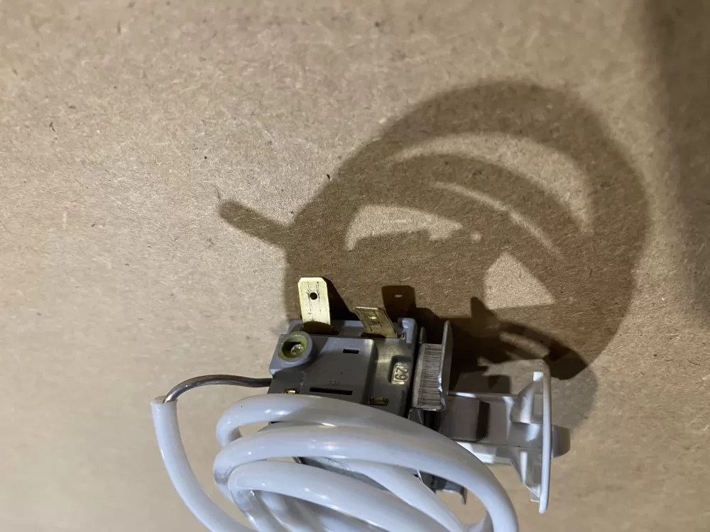 Westinghouse PS8769007 Thermostat Cold Control AZ84920 | BK1676