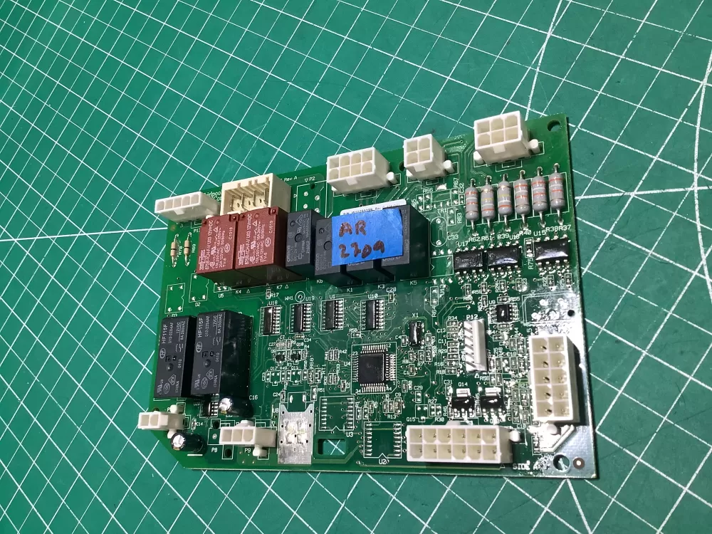 Whirlpool Maytag W10285199 Refrigerator Control Board AZ183714 | AR2709