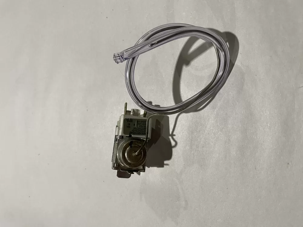 GE  Hotpoint 197D3479-01  WR09X10042 Refrigerator Thermostat Cold Control