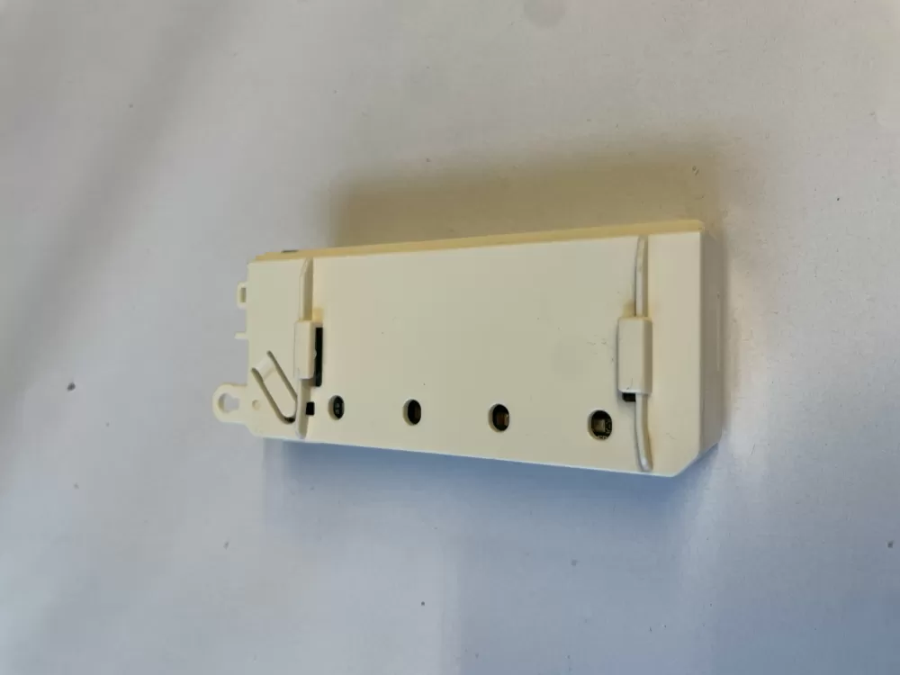 W10643377 Whirlpool Refrigerator Board - Control