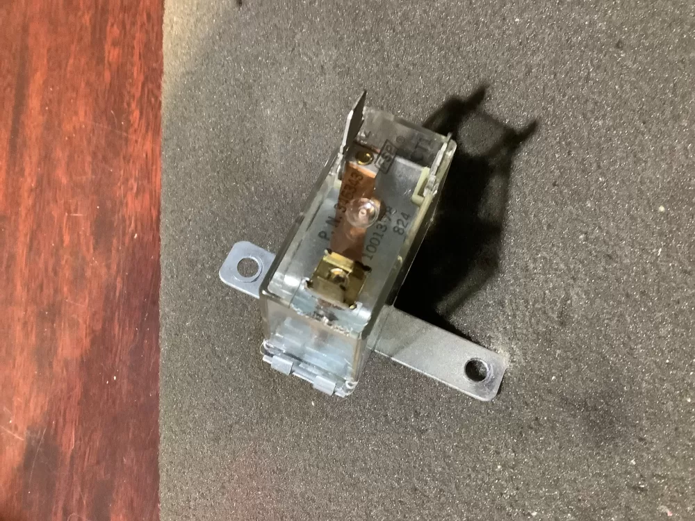 Kenmore WP346343 PS11741758 Dryer Start Switch AZ128722 | SL46