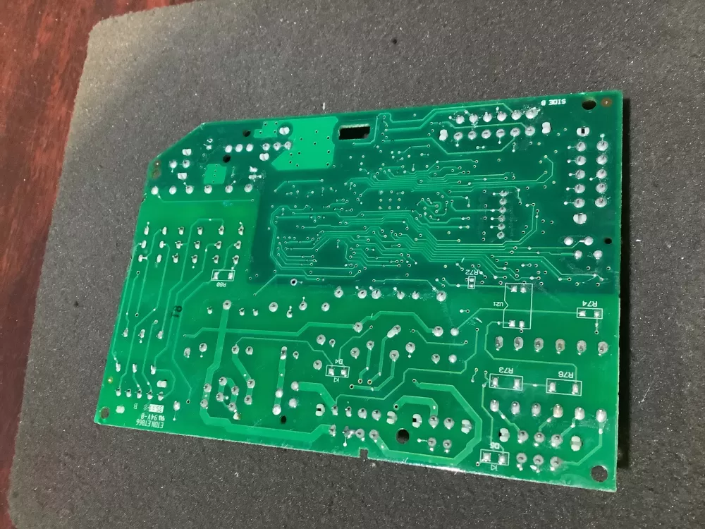 Whirlpool Maytag W10285199 Refrigerator Control Board AZ124713 | NR2269