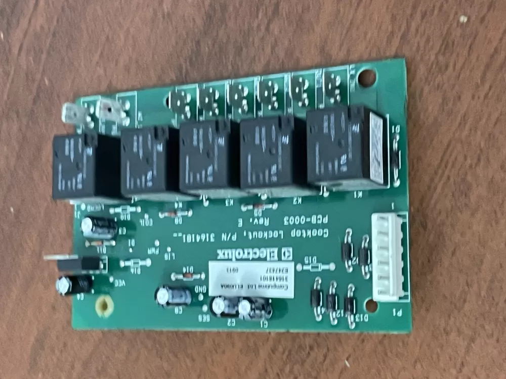 Frigidaire  Kenmore AP3768449 316418100 316418101 PS977959 Range Control Board