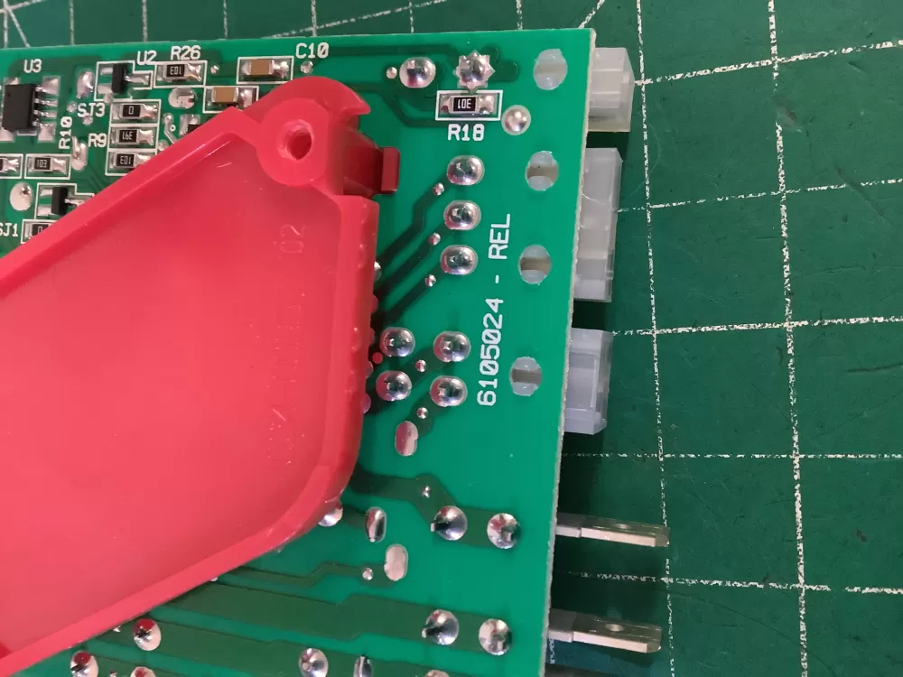 Whirlpool W10366605 2304069 Refrigerator Defrost Control Board AZ204334 | NR314