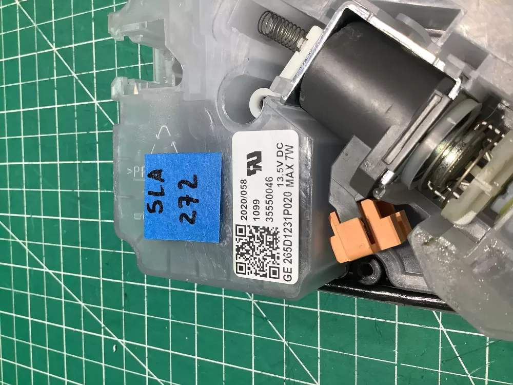 GE 265D1231P020 Dishwasher Detergent Dispenser AZ144880 | SL272