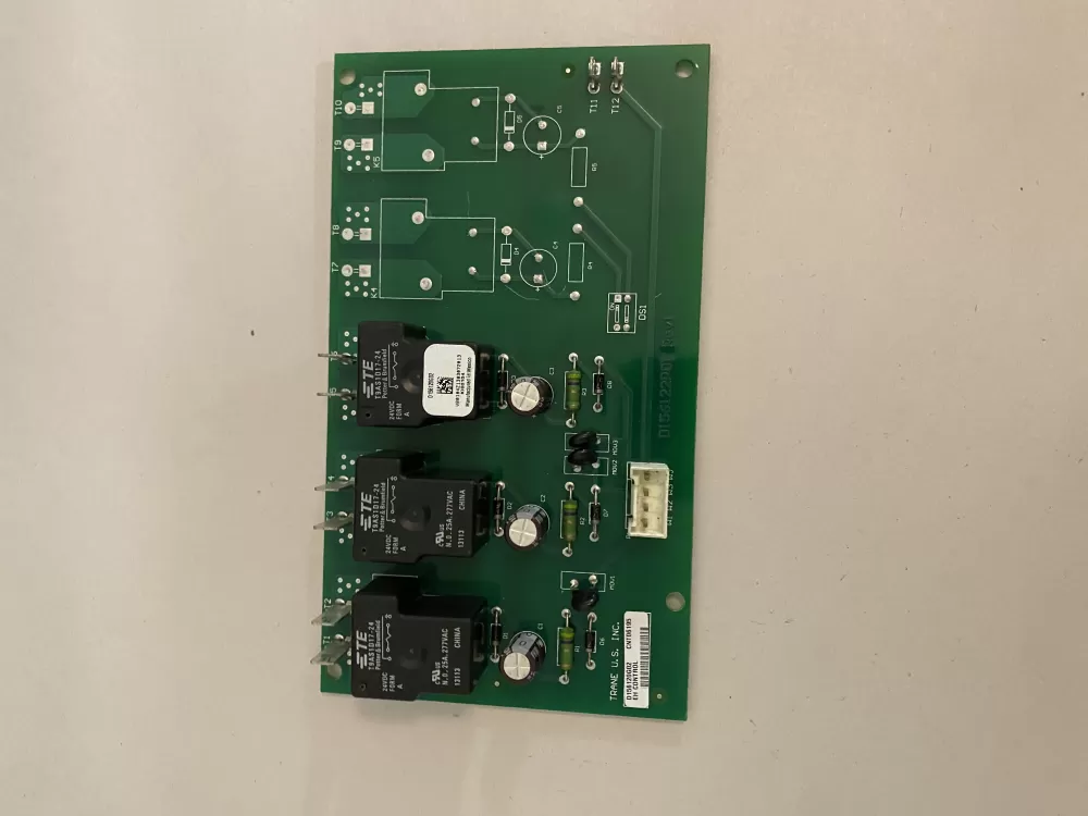 Trane  D156120G02  D156120g02 EM Heat Control Board
