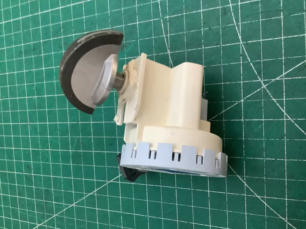 Crosley  Kenmore  Maytag  Whirlpool W10117655 WPW10117655 Dryer Crosley Control Board Start Switch