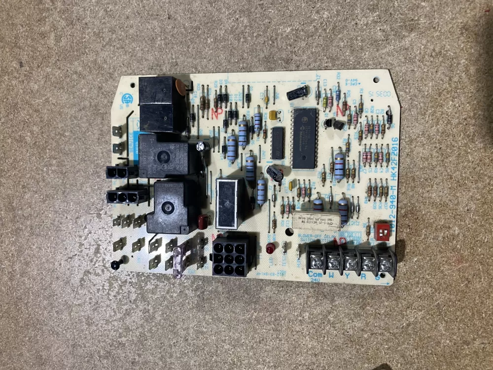 Carrier  Bryant 1012-940-M Furnace Control Board Circuit