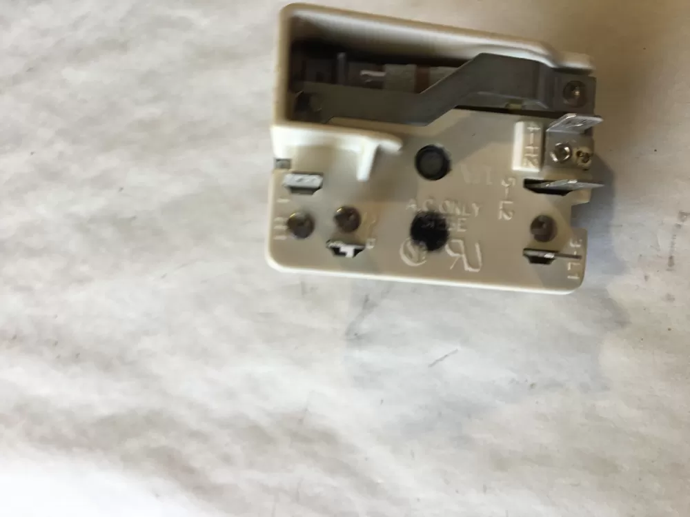 GE Hotpoint Wb24t10029 Range Switch Infinite AZ155705 | SL124