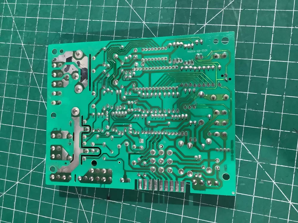 316460101 Frigidaire Furnace Board - Control