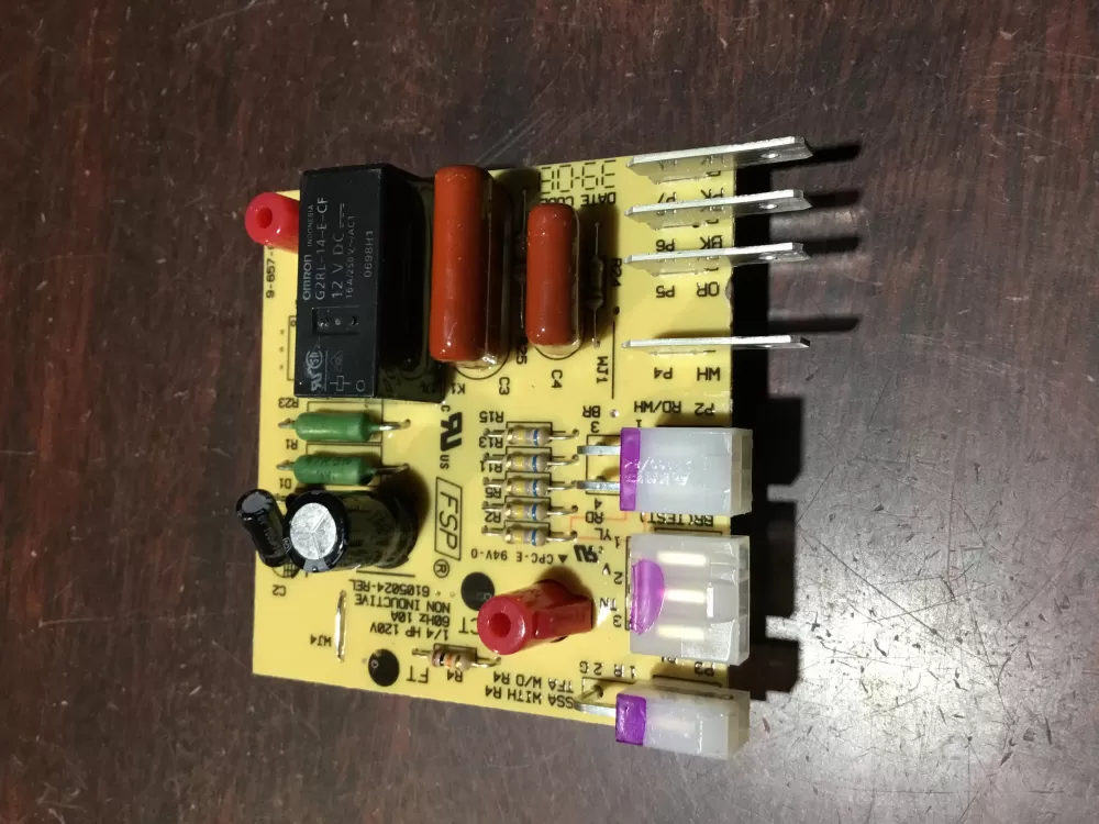 Whirlpool W10366605 2304069 Refrigerator Defrost Control Board AZ64766 | NR2097