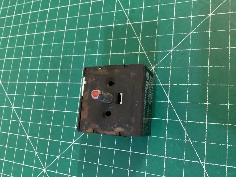 Frigidaire  Kenmore  Electrolux  Gibson  Tappan  Kelvinator  White Westinghouse 316436001  AP3885460  5304506425  1155395  316021501  AH1145040  EA1145040  PS1145040  QE21431245040  EA1145040  PS1145040  QE214312 Range Surface Element Switch