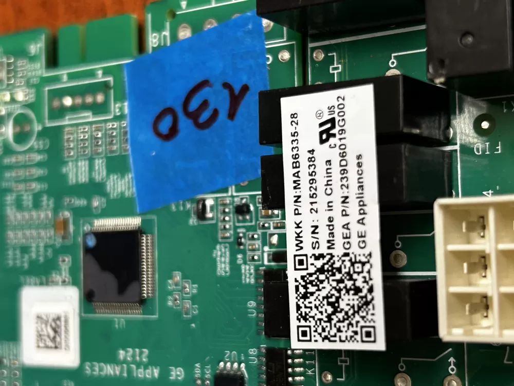 GE 239D6019G002 Refrigerator control board AZ182315 | GL130
