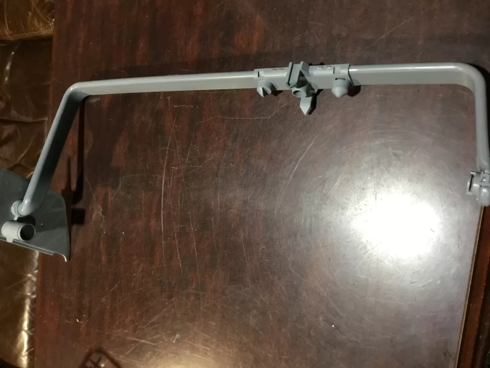 Bertazzoni DW18521XV-FeedTube Dishwasher Spray Arm Water Feed Tube