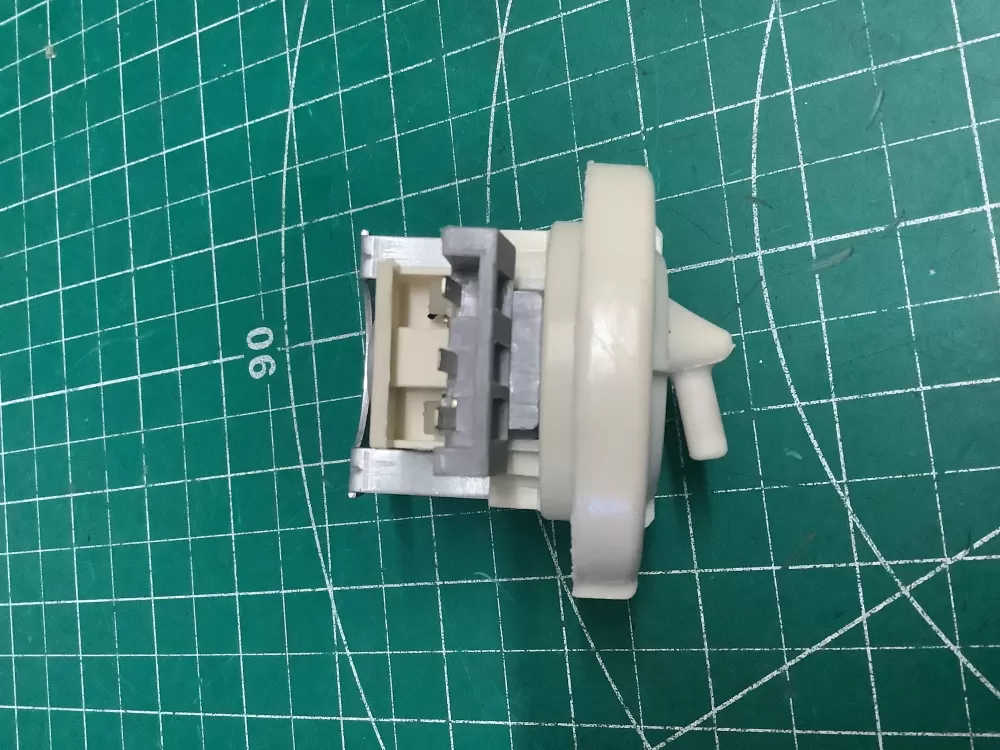 LG Kenmore 6601ER1006G Washer Pressure Switch AZ205624 | SL119