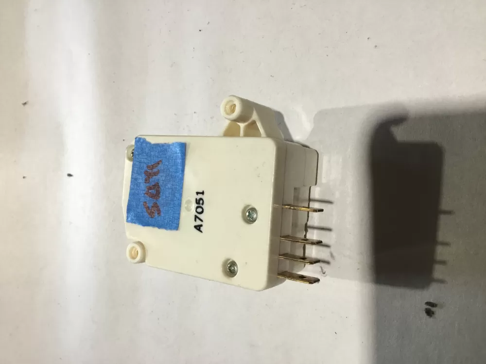 Frigidaire  Kenmore AP2592907 442754 08000035 08003824 08011620 241809401 241809402 29811-3 3001268 3007400 5300541134 5300800692 5303007400 5308000035 5308003824 54113-1 54113-4 55448-3 55448-4 55467-1 8000035 8003824 8011620 F111695 F111812 G000158274 G000158291 G000173814 G000187005 G000187464 G158274 G158291 G163818 G169069 G173814 G174821 G178820 G185160 G187464 K1224661 K1224662 K1226501 K1226502 K1227229 K1227920 K1227927 K1228104 K1228105 K1230354 K1230534 K1233374 K1233375 NR00422503 R000422503 R000900129 R422503 W188C189A06 W188C189A07 WR422503 215846604 PS423802 Refrigerator Defrost Timer