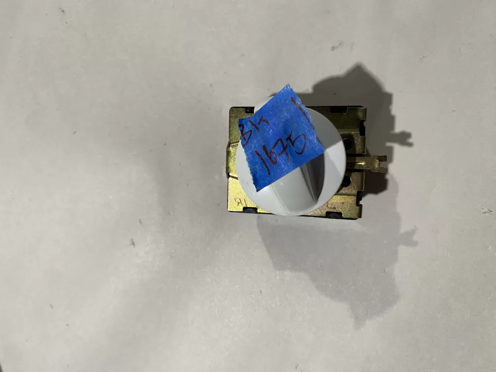 Electrolux Dryer 131641900 Switch AZ141403 | BK1675