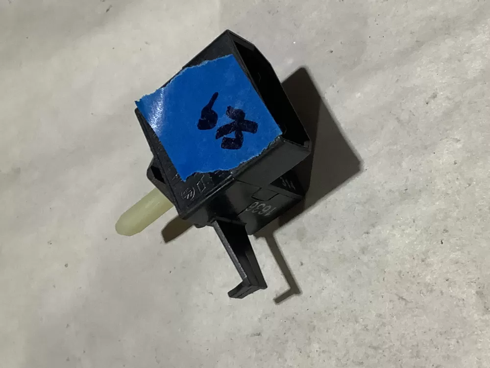 Whirlpool W10661453 W11050715 Dryer Switch AZ113605 | Sl9