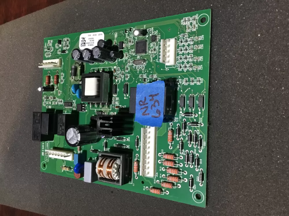 Whirlpool Maytag W10312695B Refrigerator Control Board AZ78233 | NR634