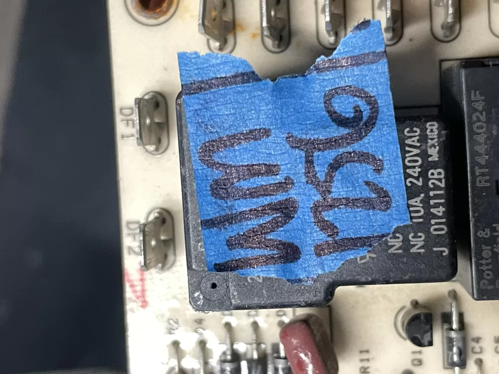 Goodman Amana 1084 83 201A B12260 08  Control Board Defrost AZ17652 | WM1256