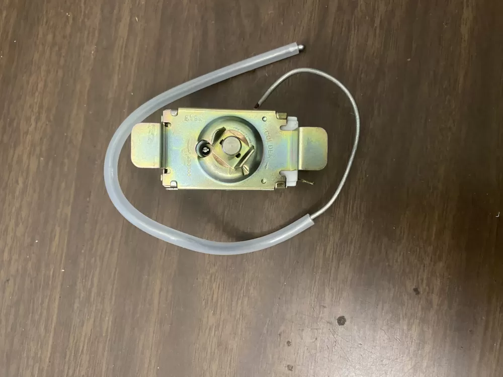 Hotpoint WP2204605 Refrigerator Thermostat AZ102688 | BK901