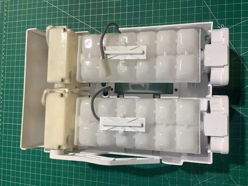 Beko  Bloomberg 576215-A Refrigerator Ice Maker Assembly