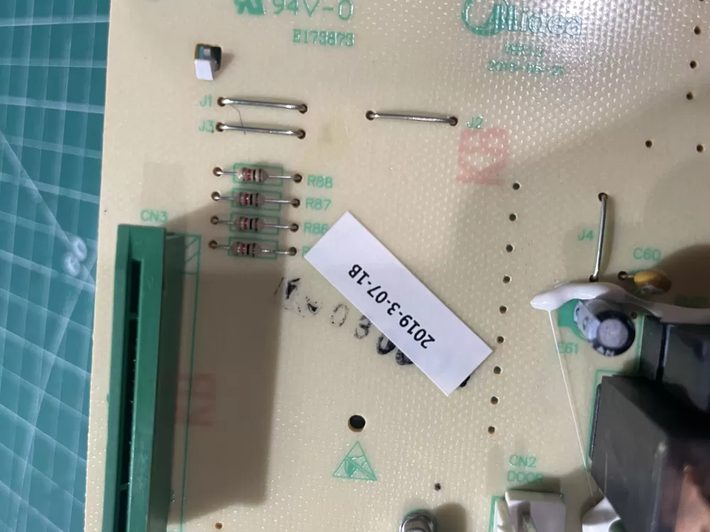 GE MD12001LB EMLAAGE-04-K 17170000008243 Microwave Control # AZ192568 | Wm373