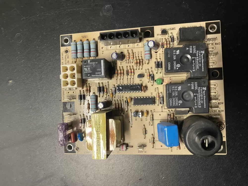 Lennox 1097-83-503A Furnace Control Board