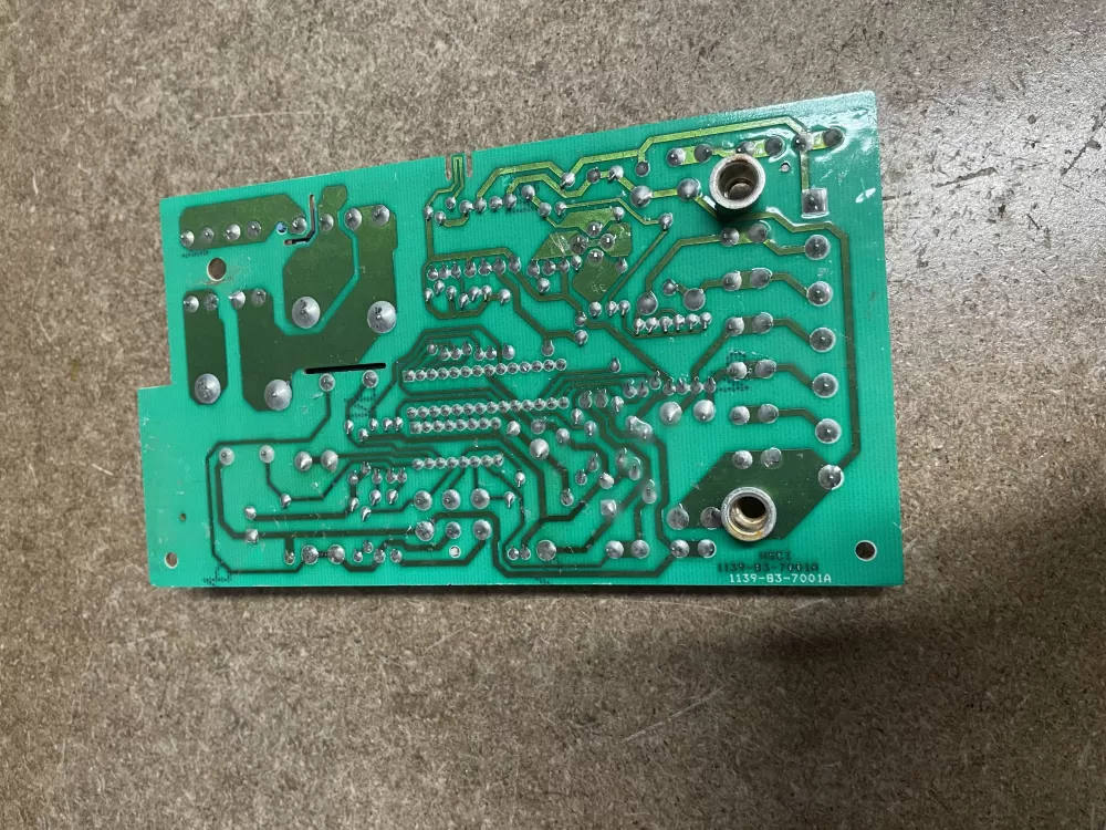 York Coleman 1139-700 1139-83-7002 Furnace Control Board AZ17423 | KM1377