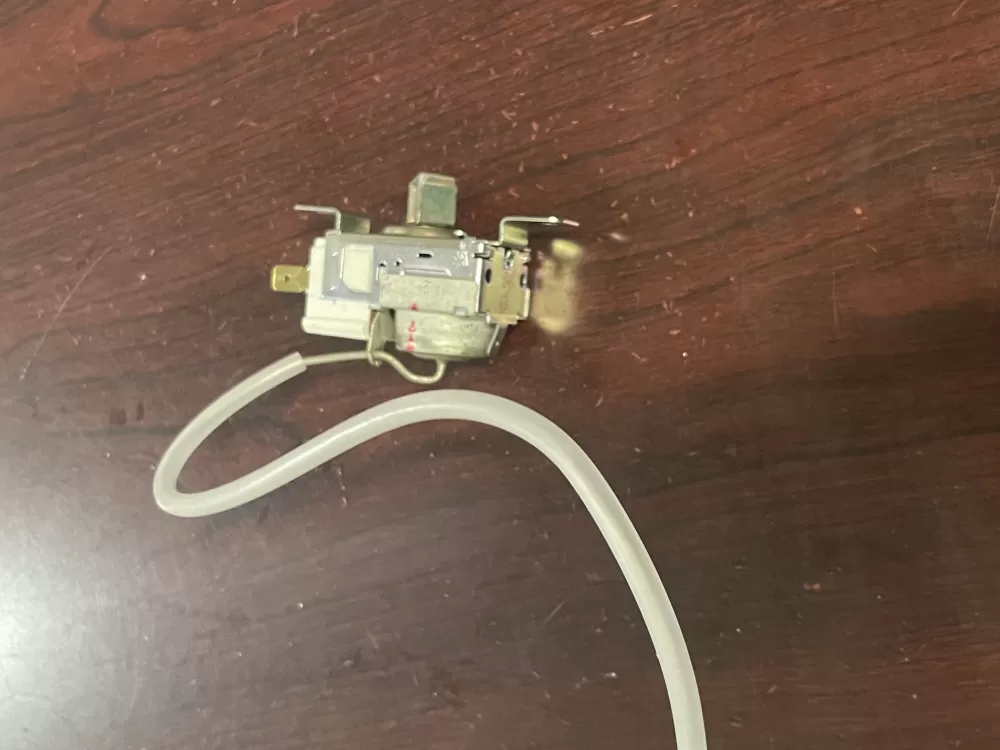 Whirlpool  Kenmore  Maytag  Estate  Roper WP2198202  AP6006166  2198202  1110552  1115242  1115243  1115244  1115245  1129437  2161283  2161284  2169112  2169113  2198201  2299  99989726  PS11739232  WP2198202VP Refrigerator Cold Control Thermostat