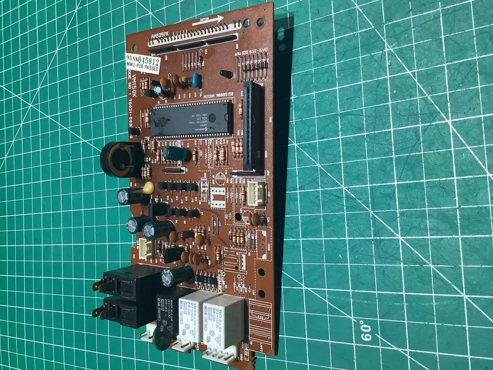 GE 7621-0033-00 Microwave Control Board AZ147103 | AR2476