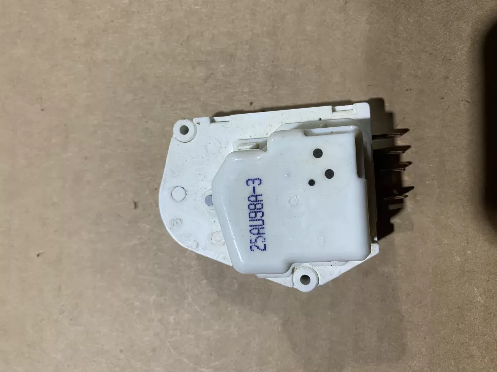 Admiral Jenn Air S-68233-3 Refrigerator Defrost Timer AZ118858 | BK2193