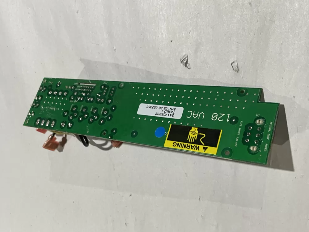 Frigidaire 241708202 Refrigerator Control Board AZ186728 | Wm2682
