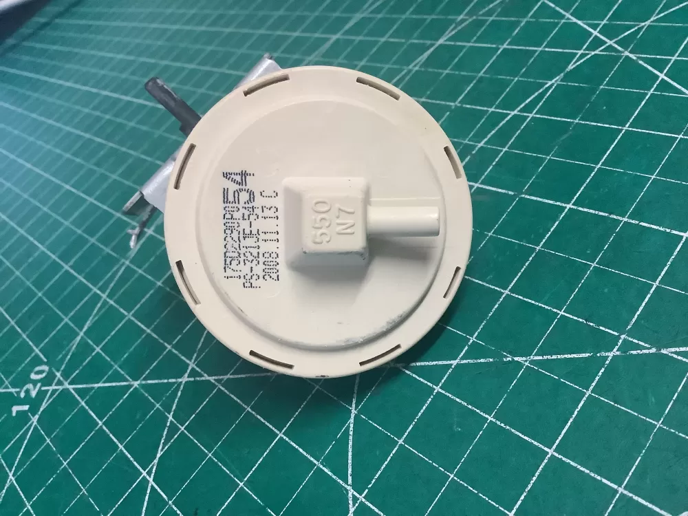 GE WH12X10413 Washer Switch Pressure Water AZ205592 | SL119
