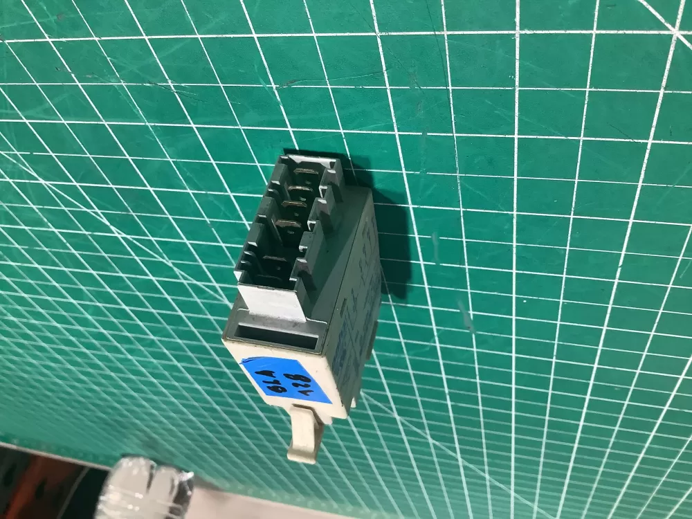 Miele 5867920 Washing Machine Heater Relay AZ159570 | SL128