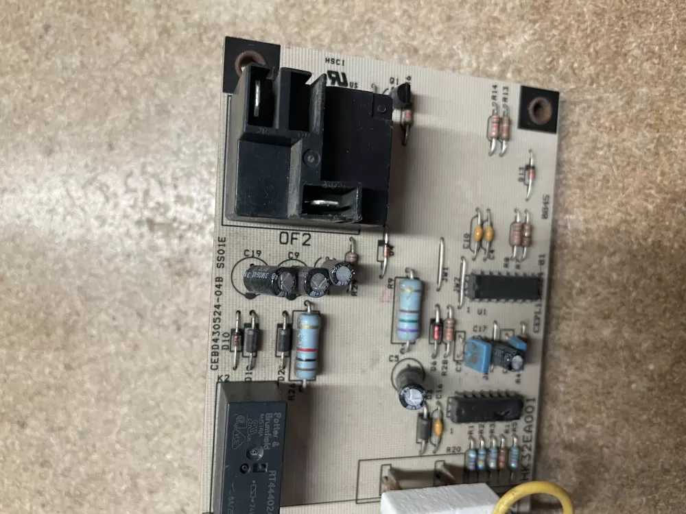 Carrier  Bryant CEBD430524-04B Furnace Control Board