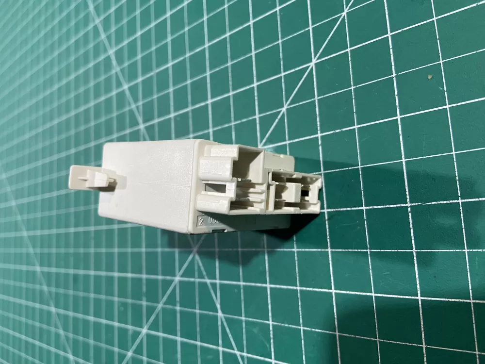 Miele 5870220 Dishwasher Heating Element Relay AZ142660 | NR2400
